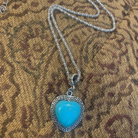 Semiprecious Stone Heart Necklace - Picture 5 of 5